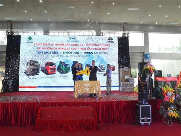 Công ty CP ô tô TMT tổ chức Khánh thành Trường đào tạo và xưởng bảo hành xe ô tô Tata.
